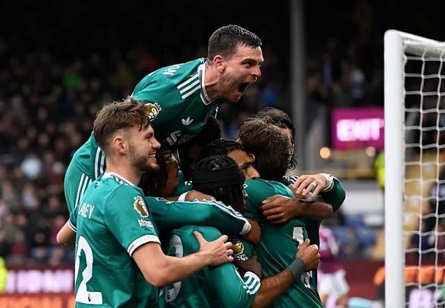 kaiyun开云-今晚11点利物浦迎战倒数第2：剑指7连杀 锋霸回归冲击10球