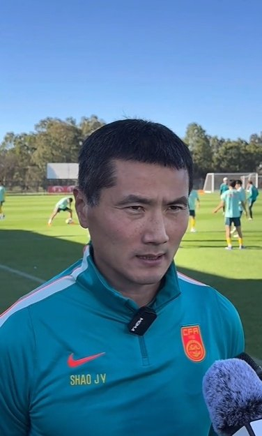 开云官方网站-邵佳一称喀麦隆足球水平高，中国差距巨大|球员|队员|竞争力|对阵|欧洲_新浪体育_新浪新闻